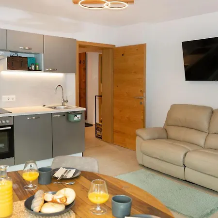 Tirolee Marchegg - Dog Friendly Comfort Premiumcard بيت للعطل